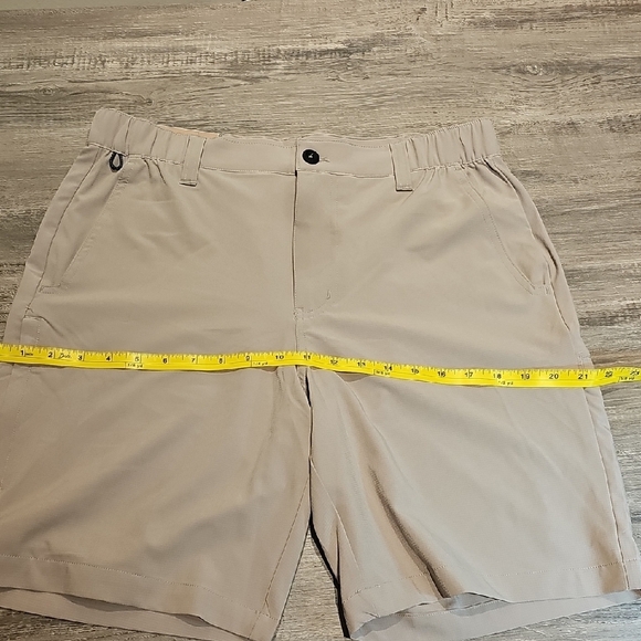 Eddie Bauer Men's Beige Flat Front Shorts - Picture 5 of 11